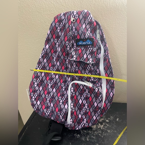 KAVU Women's Rope Pack pink Diamond print Sling pack Backpack - Picture 11 of 11
